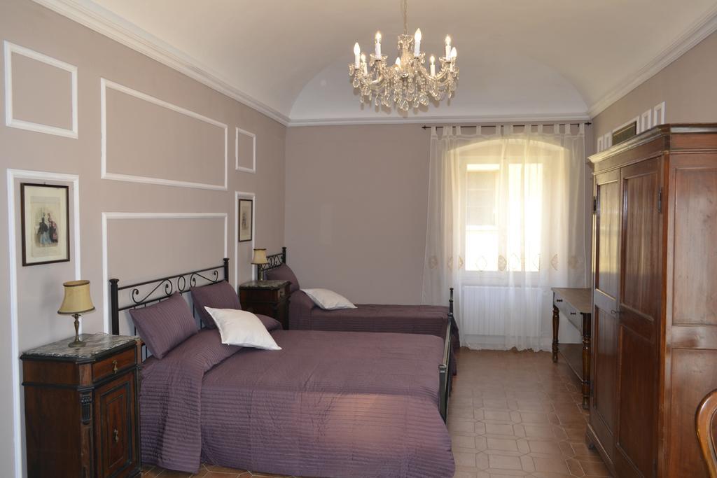 Corte Palazzo Picedi Benettini ซาร์ซานา ห้อง รูปภาพ