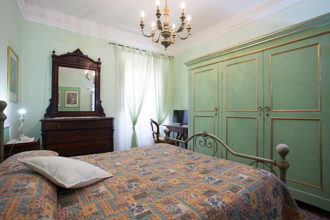 Corte Palazzo Picedi Benettini ซาร์ซานา ภายนอก รูปภาพ